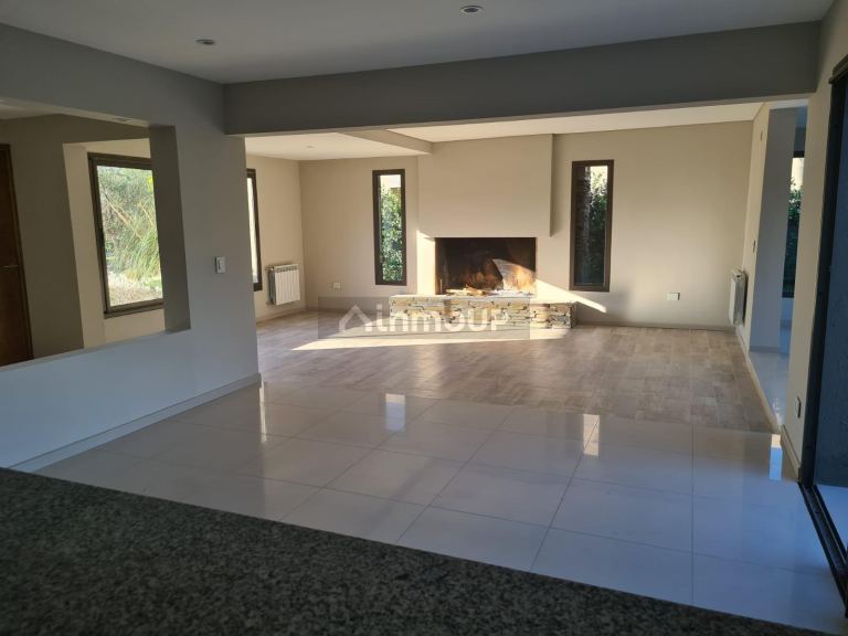 Casa en Alquiler en Lujan de Cuyo, Mendoza