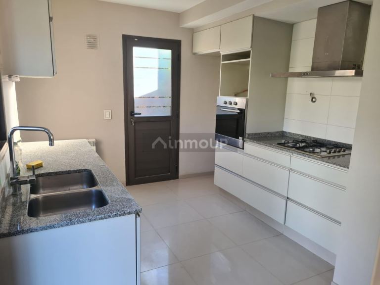 Casa en Alquiler en Lujan de Cuyo, Mendoza