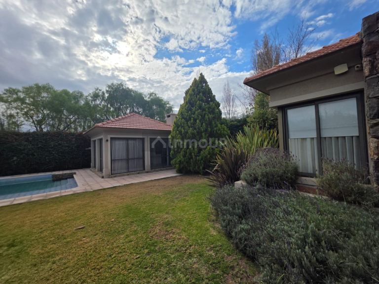 Casa en Venta en Lujan de Cuyo, Mendoza - USD 490.000 | Inmoup - 22