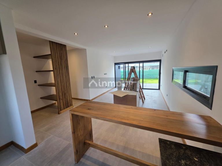 Casa en Venta en Lujan de Cuyo, Mendoza - USD 200.000 | Inmoup - 9