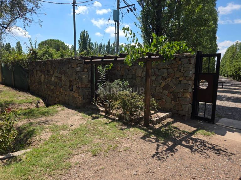 Lujan de Cuyo Ortiz 5566, Lujan de cuyo