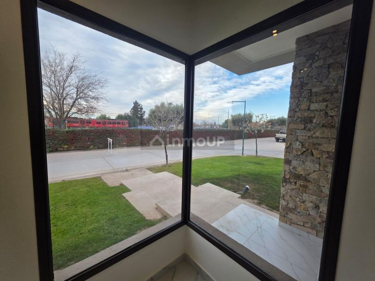 Casa en Venta en Maipu, Mendoza - USD 255.000 | Inmoup - 23