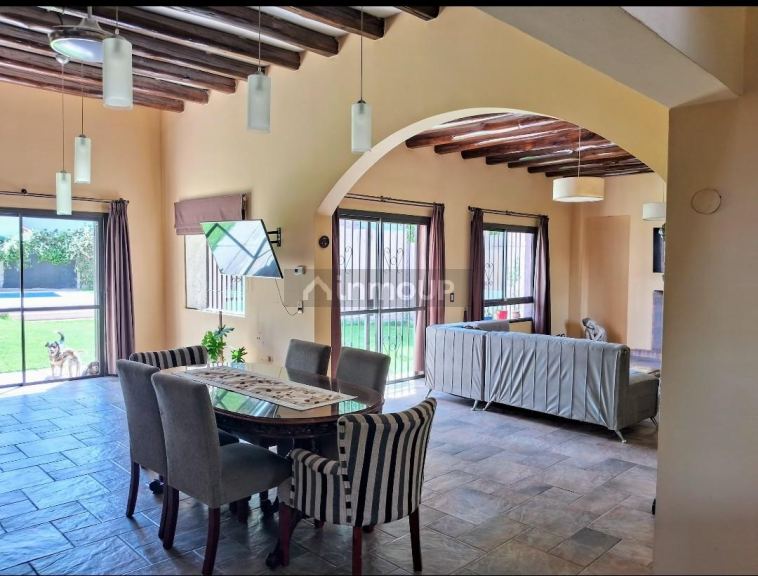 Casa en Venta en Guaymallen, Mendoza