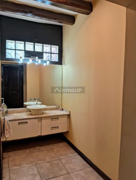 Casa en Venta en Guaymallen, Mendoza