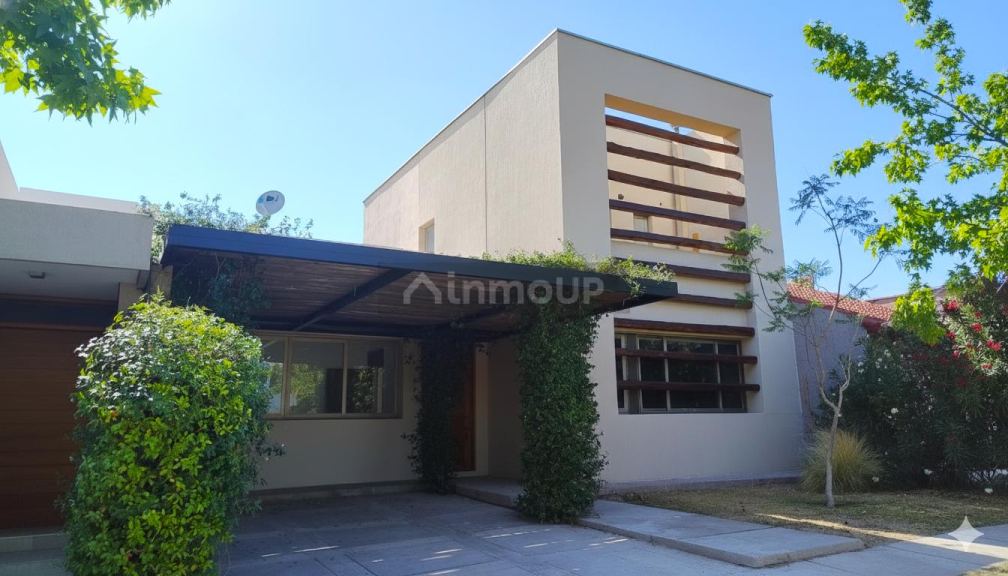 Casa en Alquiler en Lujan de Cuyo, Mendoza