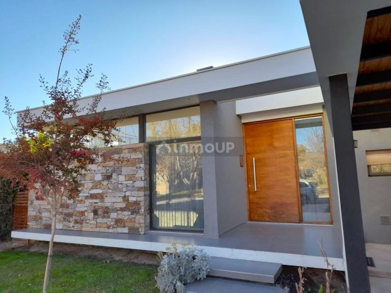 Casa en Venta en Lujan de Cuyo, Mendoza