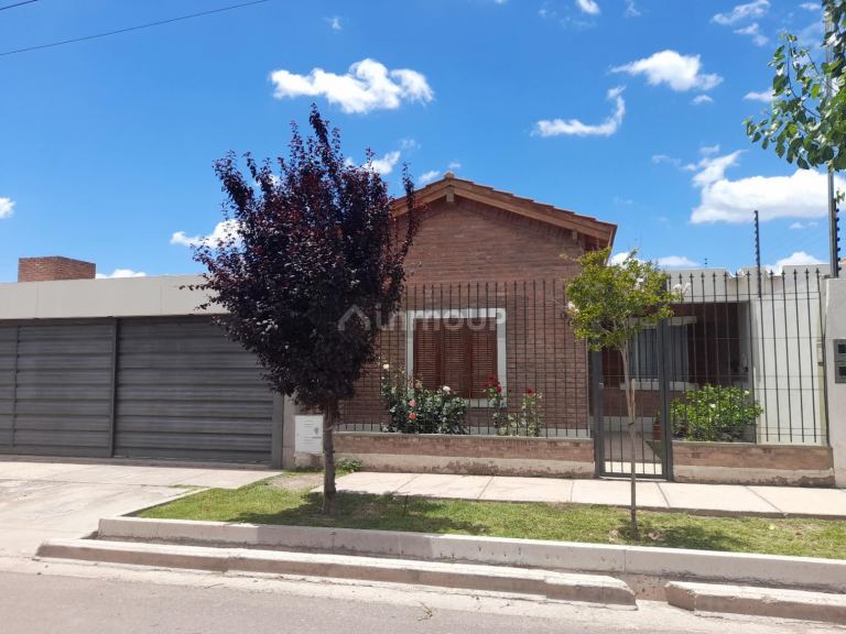 Casa en Alquiler en Guaymallen, Mendoza