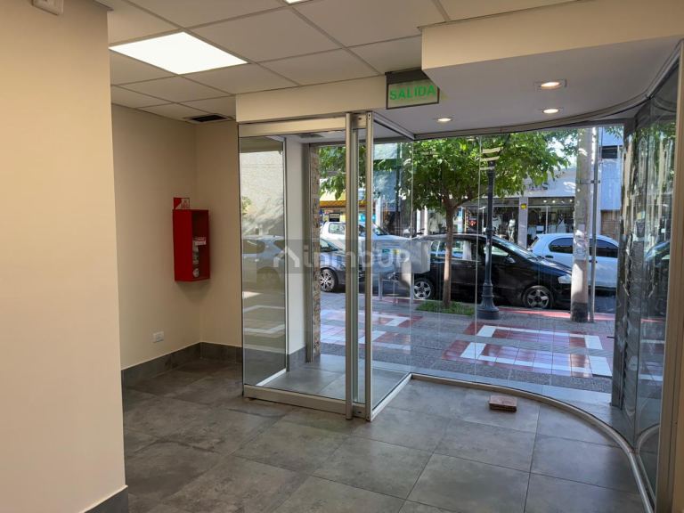 Local Comercial en Alquiler en Godoy Cruz, Mendoza