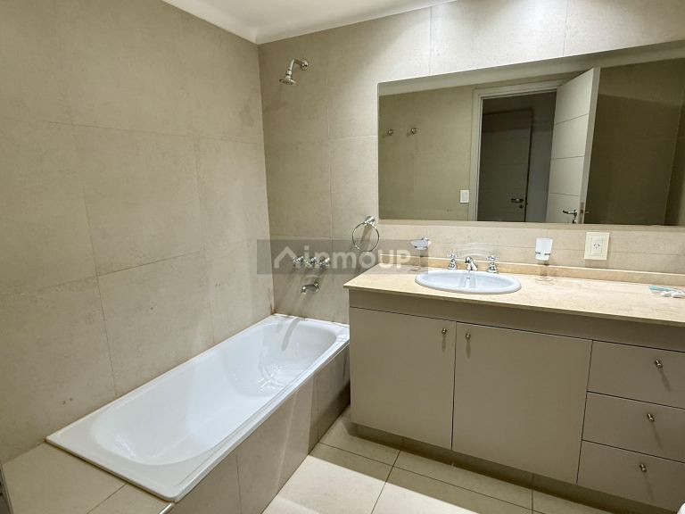 Departamento en Alquiler en Godoy Cruz, Mendoza