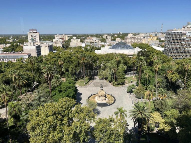 Oficina en Alquiler en Capital, Mendoza