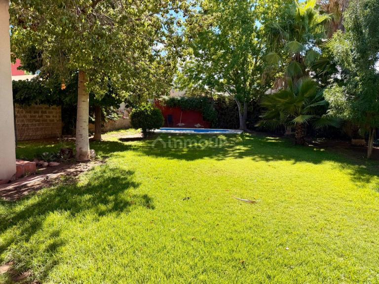 Casa en Venta en Guaymallen, Mendoza