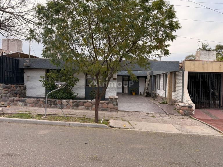 Casa en Venta en Godoy Cruz, Mendoza