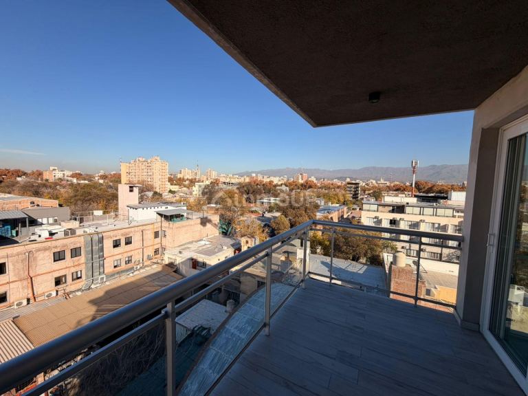 Departamento en Alquiler en Capital, Mendoza