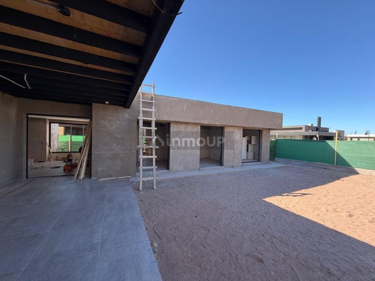 Casa en Venta en Lujan de Cuyo, Mendoza - USD 350.000 | Inmoup - 12