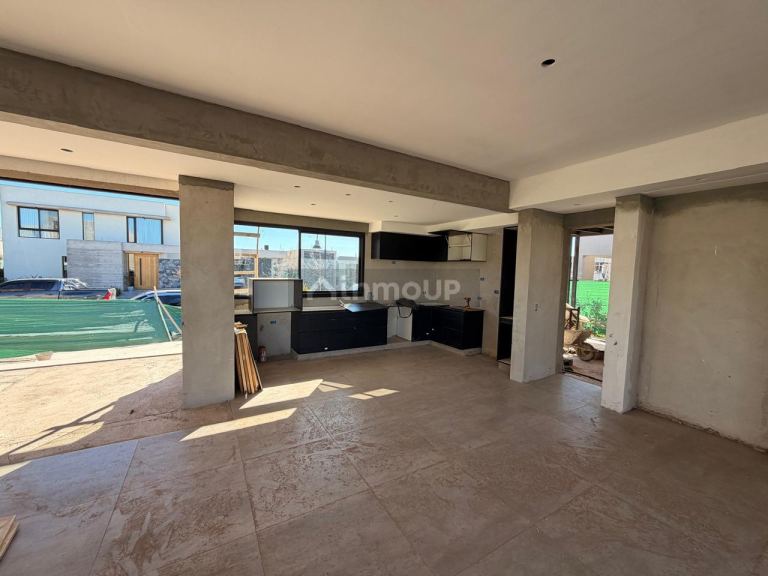 Casa en Venta en Lujan de Cuyo, Mendoza - USD 350.000 | Inmoup - 6
