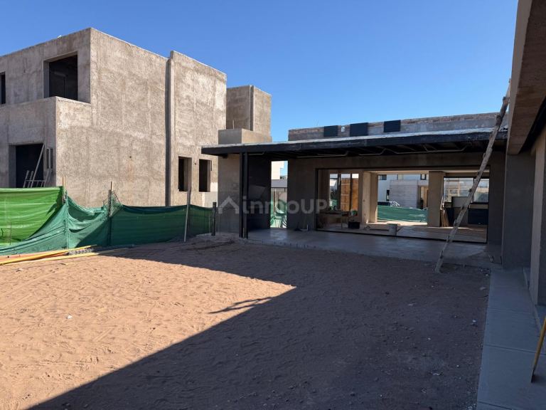 Casa en Venta en Lujan de Cuyo, Mendoza - USD 350.000 | Inmoup - 13
