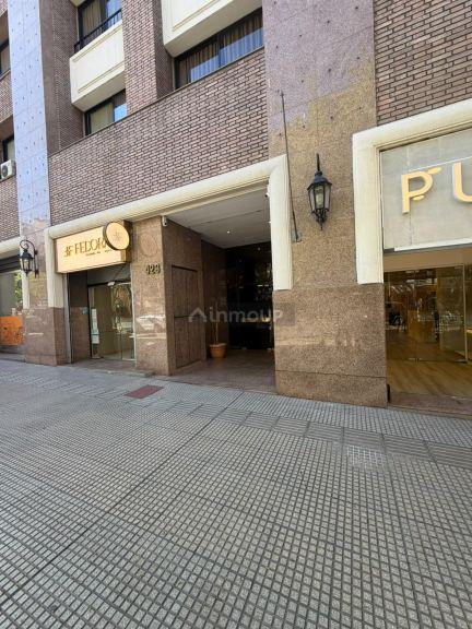 Capital Colon 423