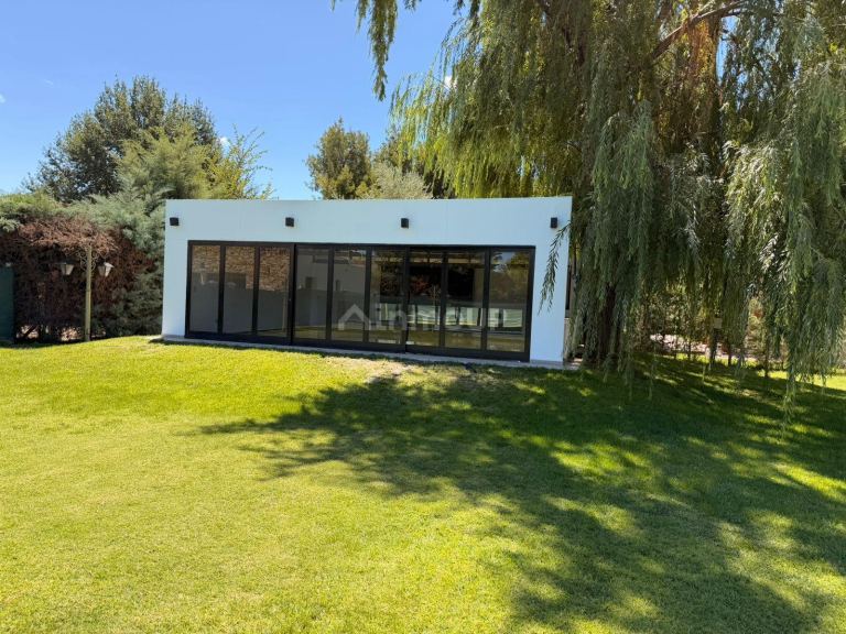 Casa en Alquiler en Lujan de Cuyo, Mendoza