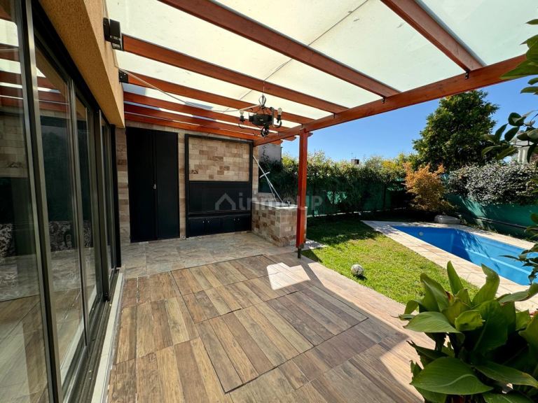 Casa en Venta en Guaymallen, Mendoza