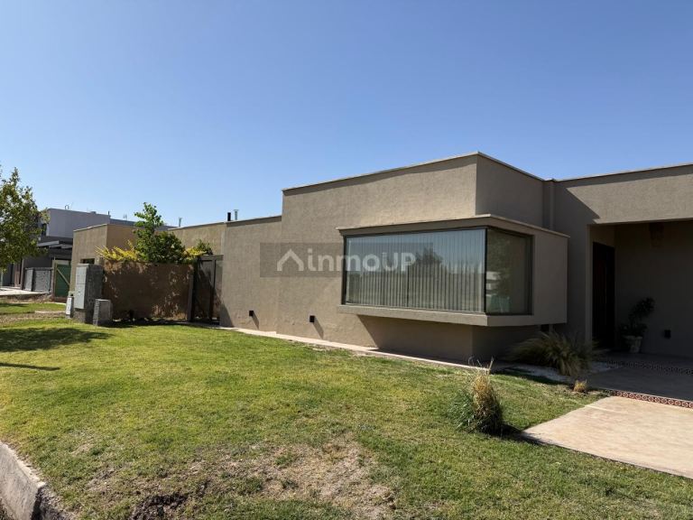 Casa en Venta en Maipu, Mendoza