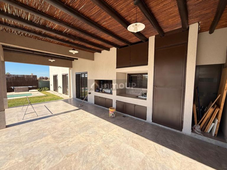Casa en Alquiler en Maipu, Mendoza