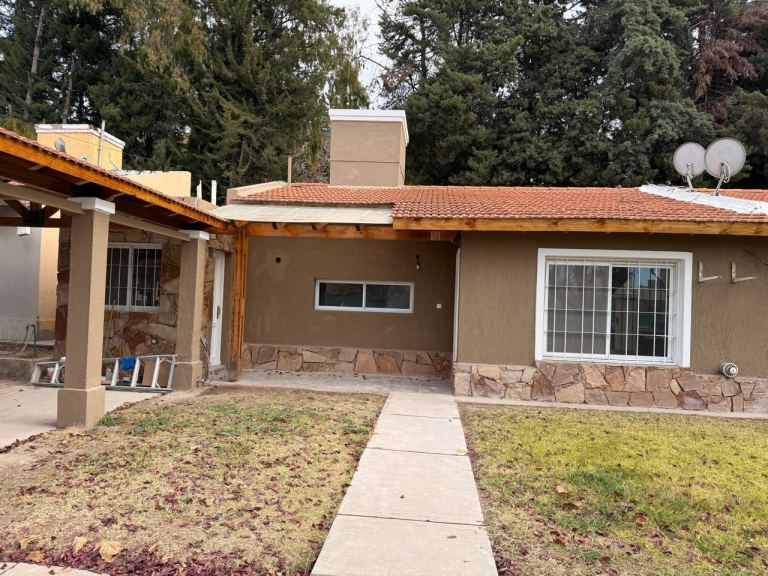 Casa en Alquiler en Lujan de Cuyo, Mendoza