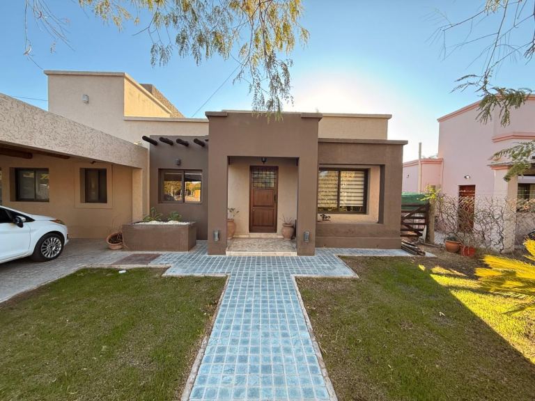 Casa en Venta en Guaymallen, Mendoza