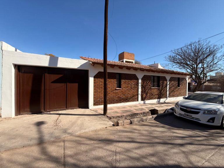 Casa en Venta en Guaymallen, Mendoza