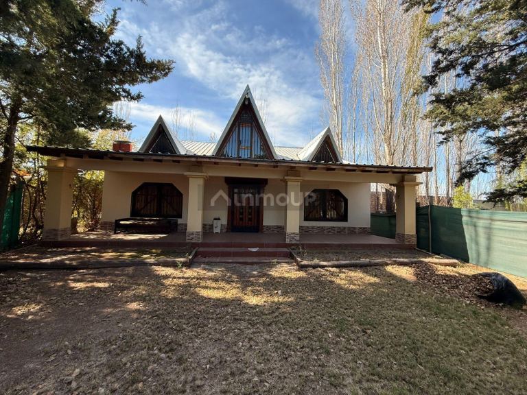 Casa Quinta en Venta en Maipu, Mendoza