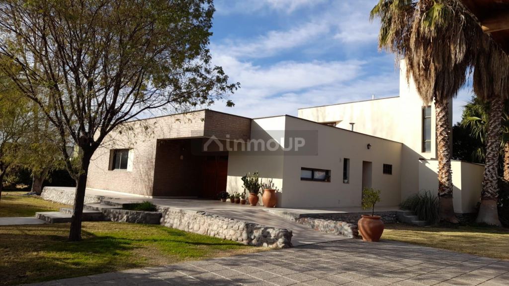 Casa en Venta en Guaymallen, Mendoza