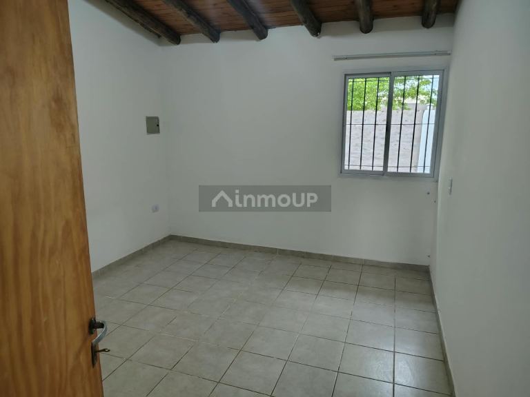 Casa en Alquiler en Lujan de Cuyo, Mendoza - $ 950.000 | Inmoup - 6