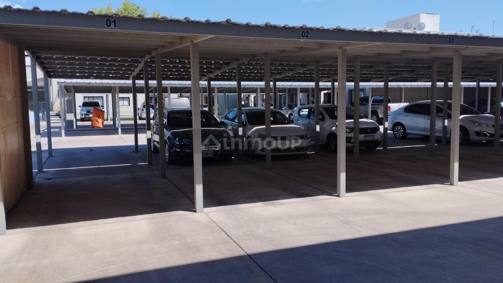 Cochera en Venta en Guaymallen, Mendoza