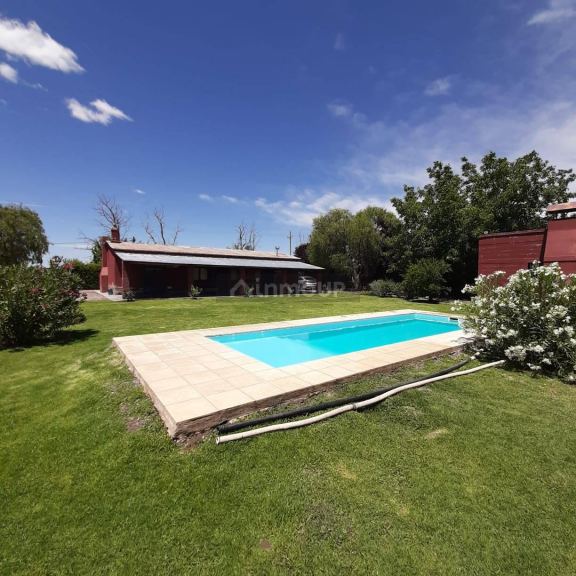 Casa en Venta en San Carlos, Mendoza