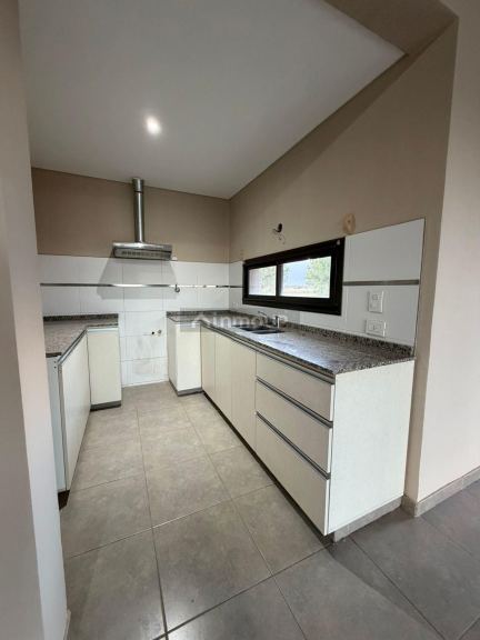 Casa en Venta en San Carlos, Mendoza