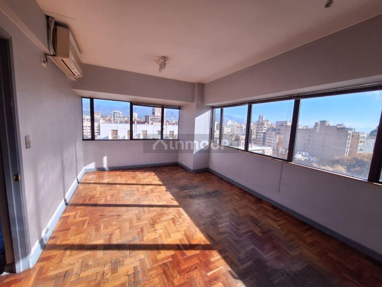 Oficina en Venta en Capital, Mendoza