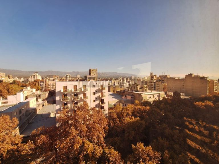 Oficina en Venta en Capital, Mendoza