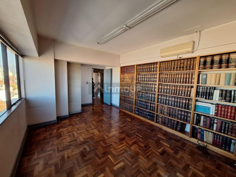 Oficina en Venta en Capital, Mendoza