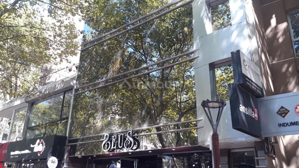 Oficina en Alquiler en Capital, Mendoza
