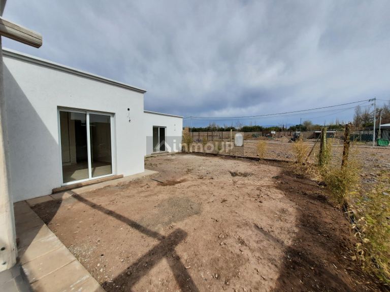Casa en Alquiler en Maipu, Mendoza