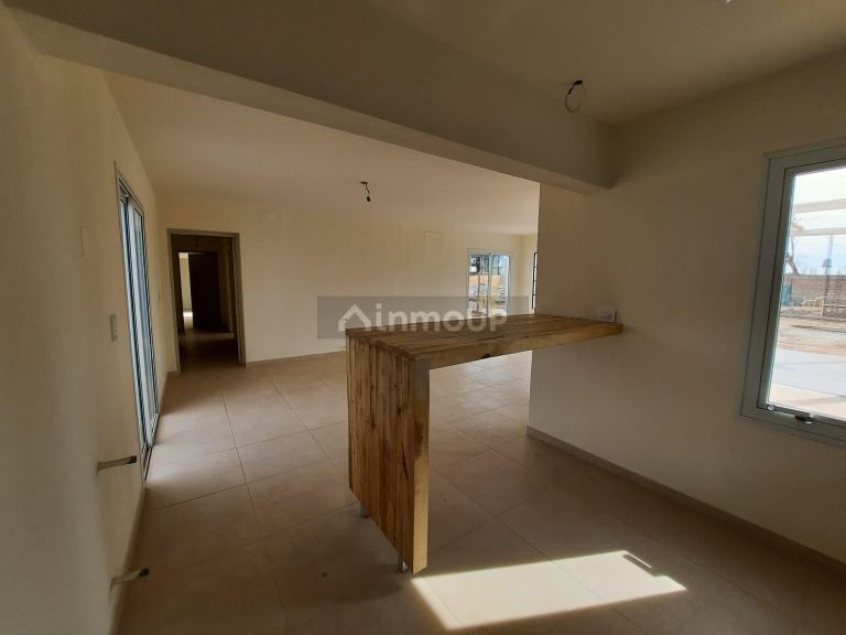 Casa en Alquiler en Maipu, Mendoza