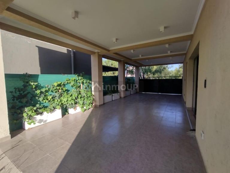 Casa en Alquiler en Lujan de Cuyo, Mendoza