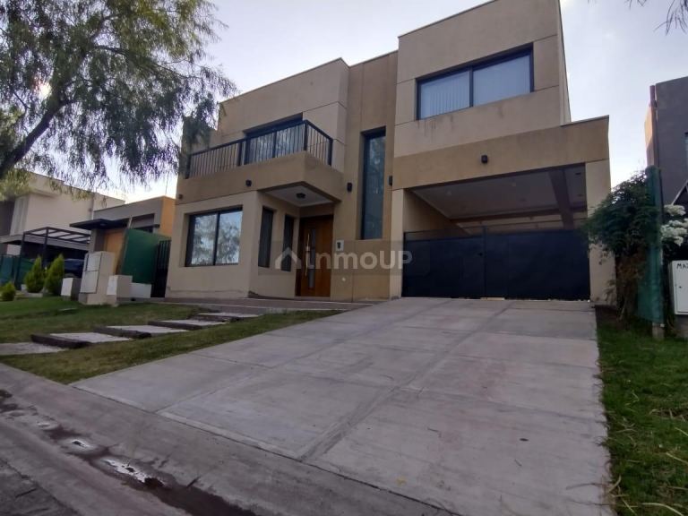 Casa en Alquiler en Lujan de Cuyo, Mendoza