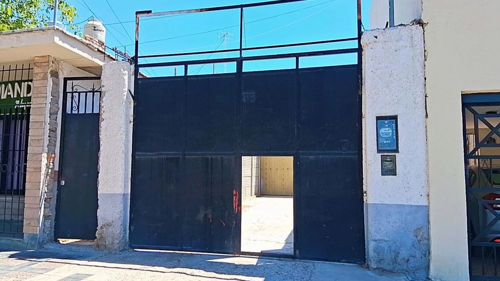 CALLE COBOS CASI LAMADRID