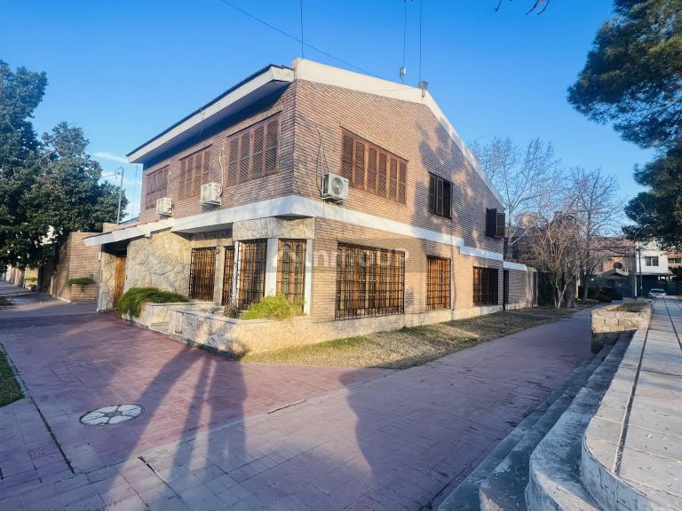Casa en Venta en Godoy Cruz, Mendoza