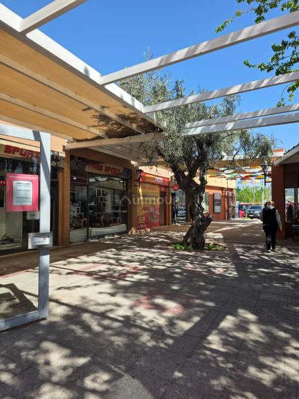 Local Comercial en Alquiler en Godoy Cruz, Mendoza - $ 850.000 | Inmoup - 8
