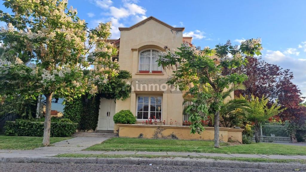 Casa en Venta en Godoy Cruz, Mendoza