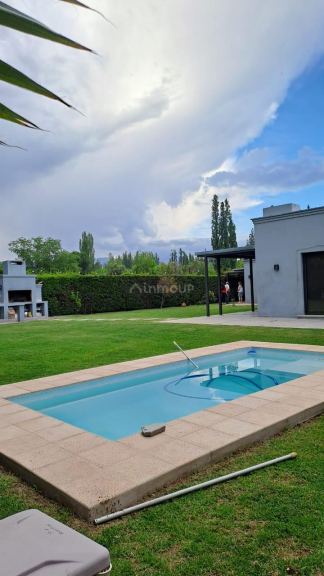 Casa en Alquiler en Lujan de Cuyo, Mendoza