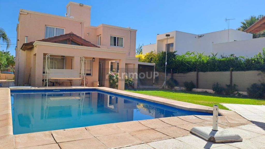 Casa en Venta en Guaymallen, Mendoza