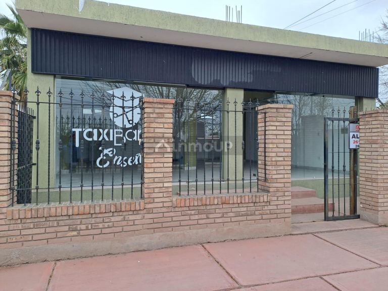 Local Comercial en Alquiler en Lujan de Cuyo, Mendoza - $ 1.000.000 | Inmoup - 1