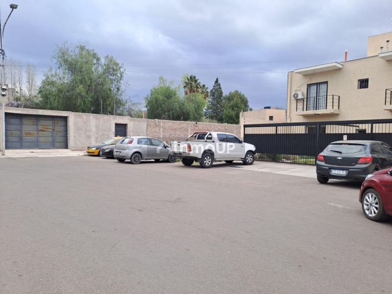 Las Heras Palacios Cesar y calle Las Morenas